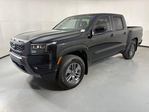Super Black 2026 Nissan Frontier SV