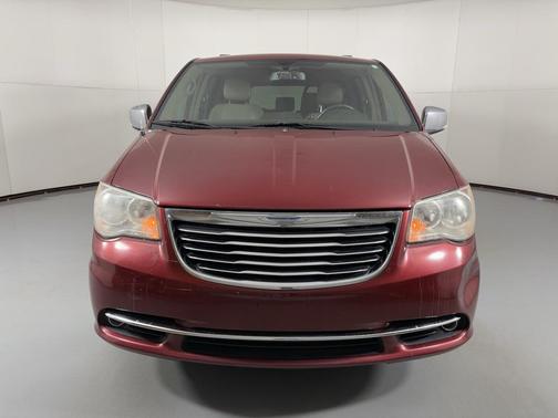 2012 Chrysler Town & Country Touring-L
