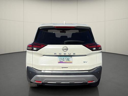 Pearl White Tricoat 2023 Nissan Rogue SV