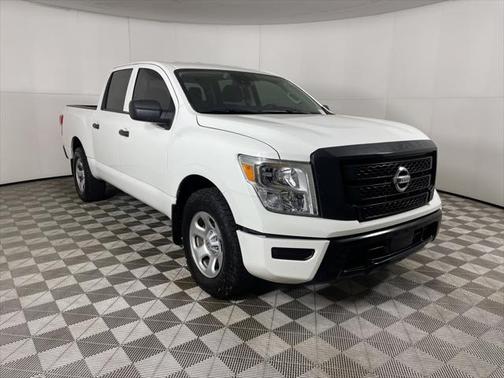 2022 Nissan Titan S