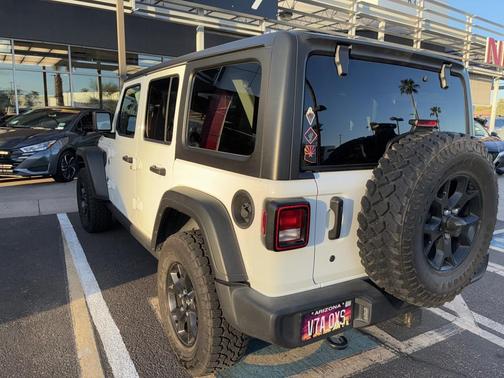 2020 Jeep Wrangler Unlimited Willys 4X4