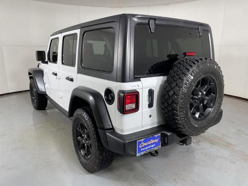 2020 Jeep Wrangler Unlimited Willys 4X4