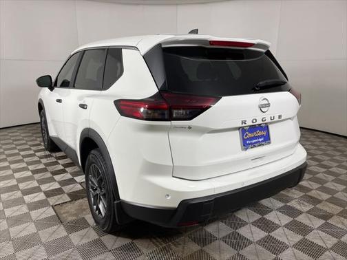 2025 Nissan Rogue S