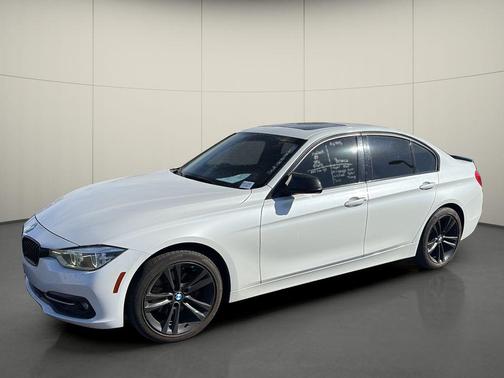 Mineral White Metallic 2018 BMW 330 330i