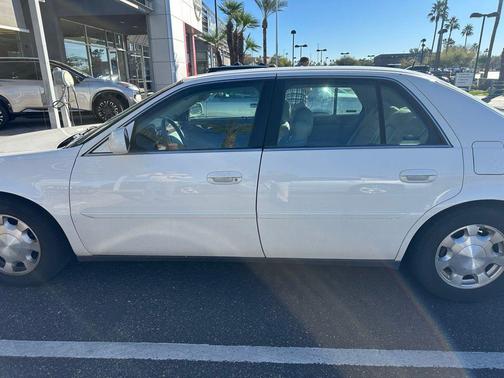 2001 Cadillac DeVille Base