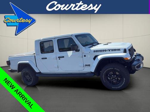 Bright White Clearcoat 2025 Jeep Gladiator High Tide