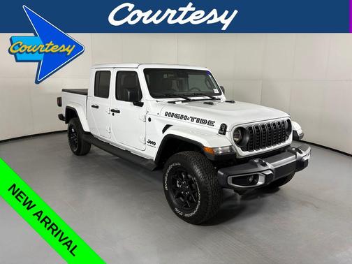 Bright White Clearcoat 2025 Jeep Gladiator High Tide
