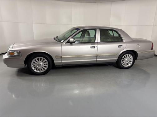 2010 Mercury Grand Marquis LS (Fleet Only)