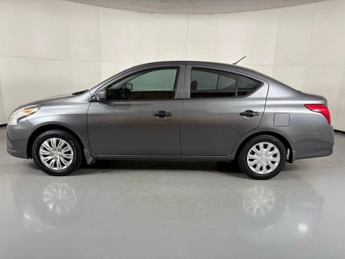 2016 Nissan Versa 1.6 S