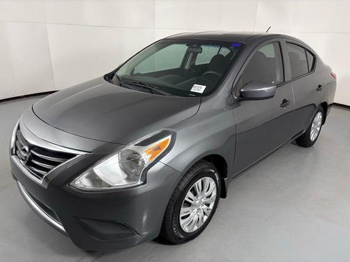 2016 Nissan Versa 1.6 S
