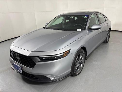 Lunar Silver Metallic 2023 Honda Accord EX