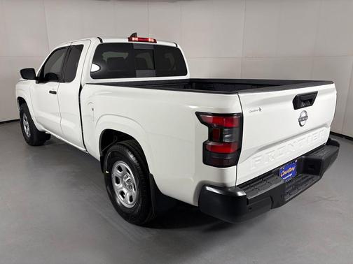 Glacier White 2026 Nissan Frontier S