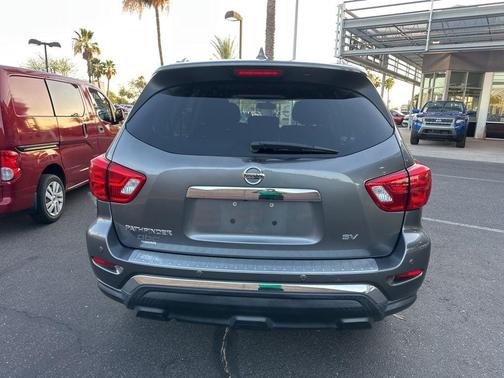 Gun Metallic 2020 Nissan Pathfinder SV 2WD