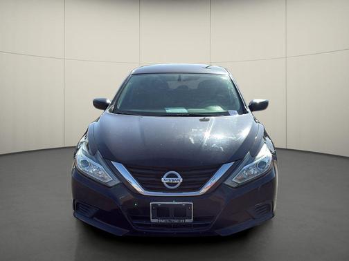 Super Black Clearcoat 2018 Nissan Altima 2.5 S