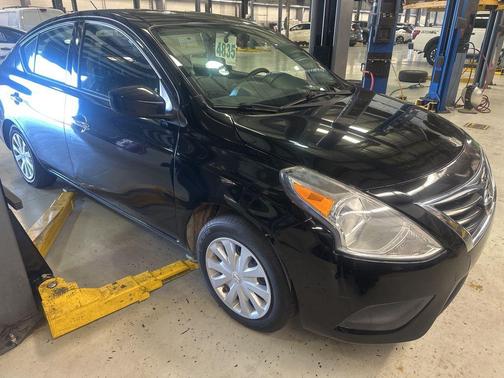 2016 Nissan Versa 1.6 SV