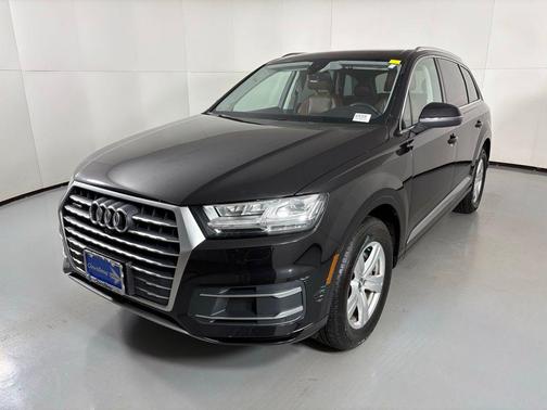 2019 Audi Q7 45 Premium Plus