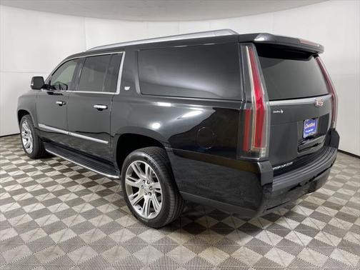 2018 Cadillac Escalade ESV Luxury