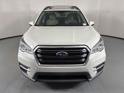 Crystal White Pearl 2020 Subaru Ascent Limited 7-Passenger