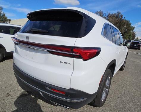 2025 Buick Enclave Preferred FWD