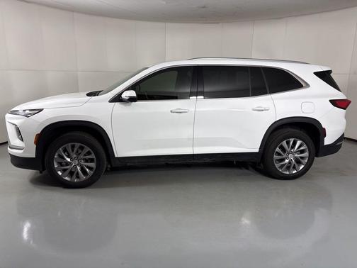 2025 Buick Enclave Preferred FWD