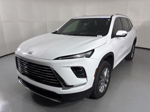 2025 Buick Enclave Preferred FWD