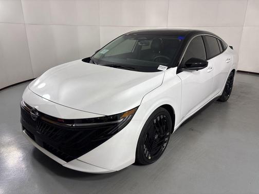 Aspen White/Super Black 2026 Nissan Sentra SR