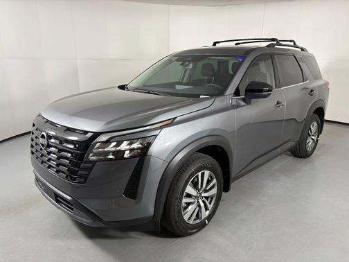 Gun Metallic 2026 Nissan Pathfinder SV