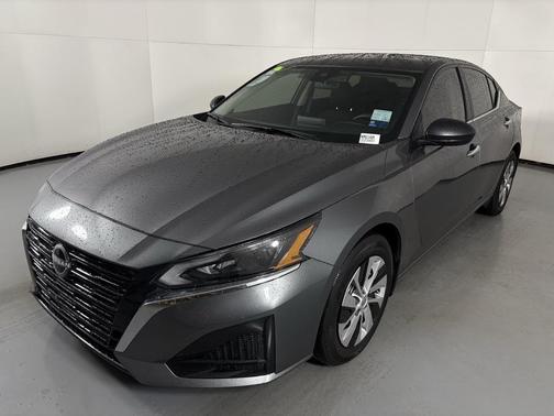 2025 Nissan Altima S FWD