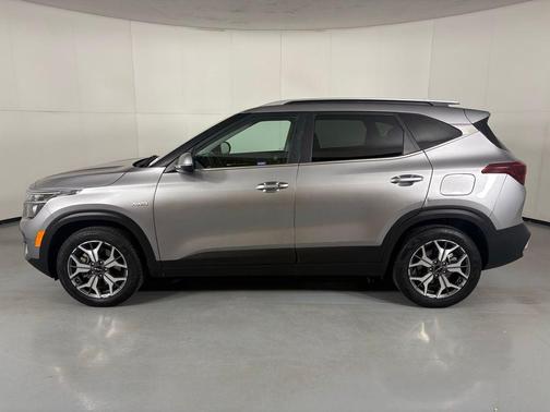 2022 Kia Seltos EX
