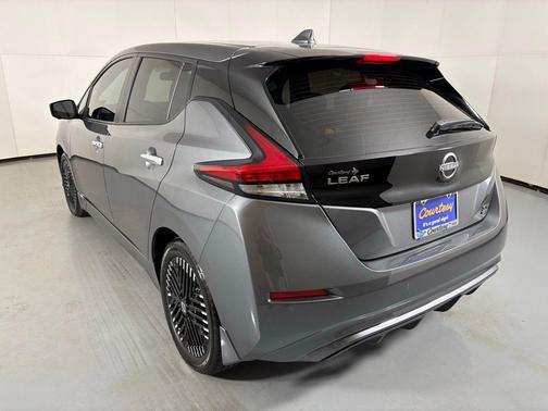 2024 Nissan Leaf SV PLUS