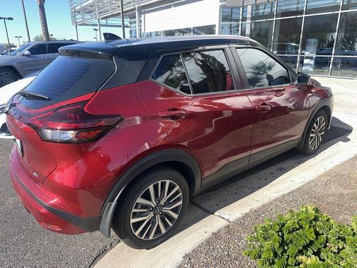 2023 Nissan Kicks SV