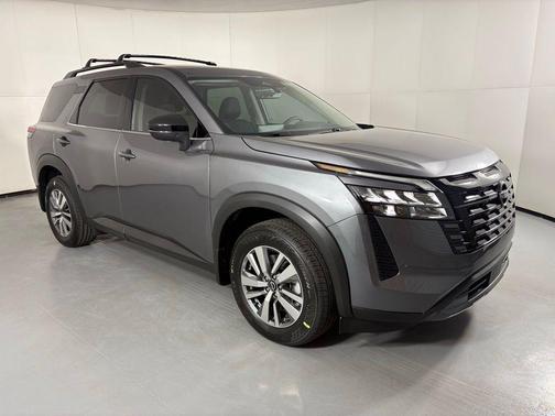 Gun Metallic 2026 Nissan Pathfinder SL
