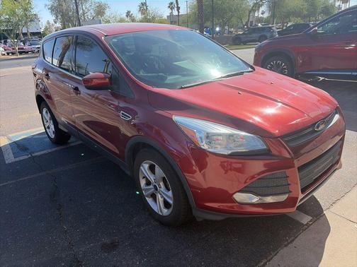 Sunset 2015 Ford Escape SE