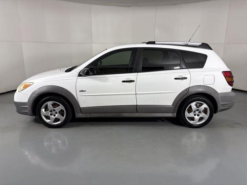 2006 Pontiac Vibe Base