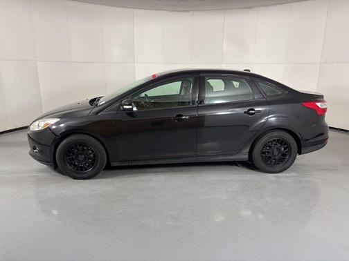 Tuxedo Black Metallic 2014 Ford Focus SE