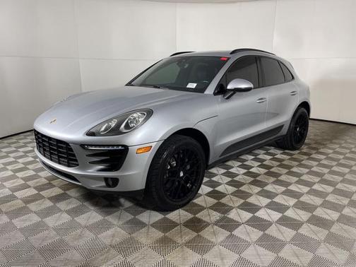 2017 Porsche Macan Base