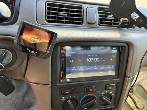 2000 Toyota Camry LE