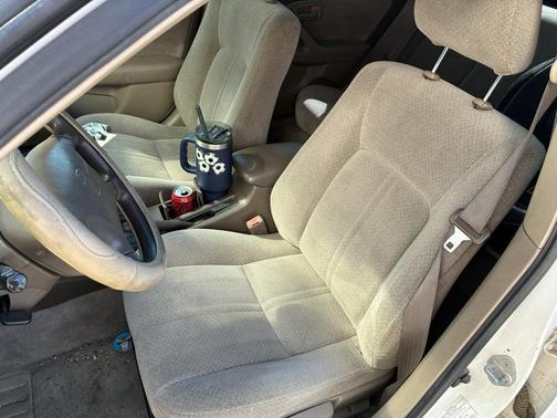 2000 Toyota Camry LE