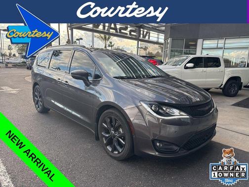 2020 Chrysler Pacifica Red S Edition