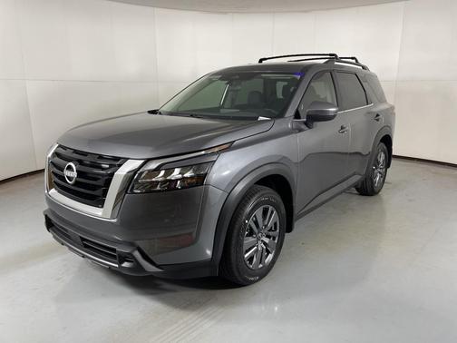 2025 Nissan Pathfinder SV FWD