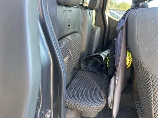 2017 Nissan Frontier SV