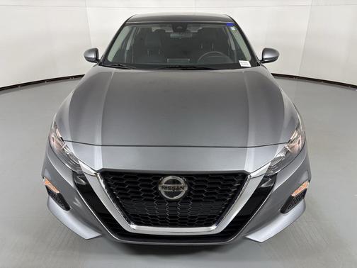 2022 Nissan Altima S FWD