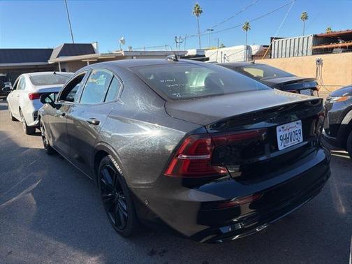 2024 Volvo S60 B5 Plus Black Edition