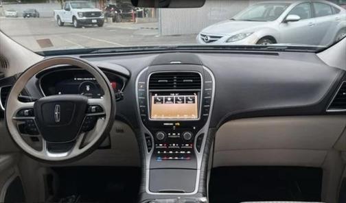 2019 Lincoln Nautilus Black Label