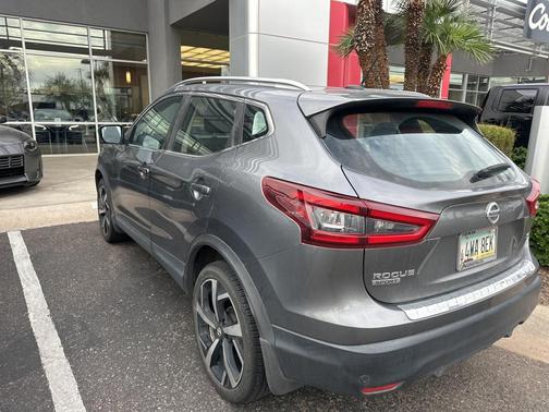 2022 Nissan Rogue Sport SL