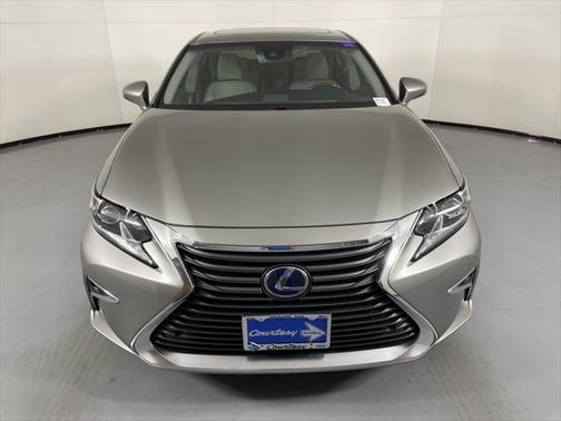 2018 Lexus ES 300h Base