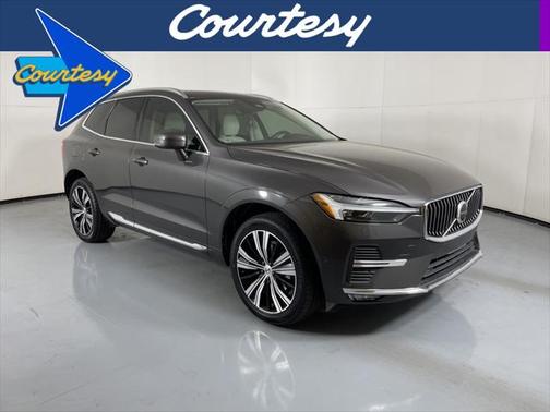 2022 Volvo XC60 B5 Inscription