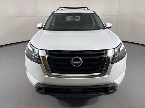 2025 Nissan Pathfinder SV FWD