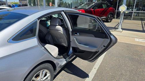 Shale Gray Metallic 2016 Hyundai SONATA SE
