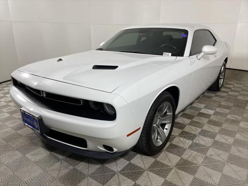 2017 Dodge Challenger SXT